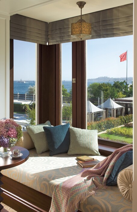 Four Seasons Hotel Istanbul at the Bosphorus - Image 20