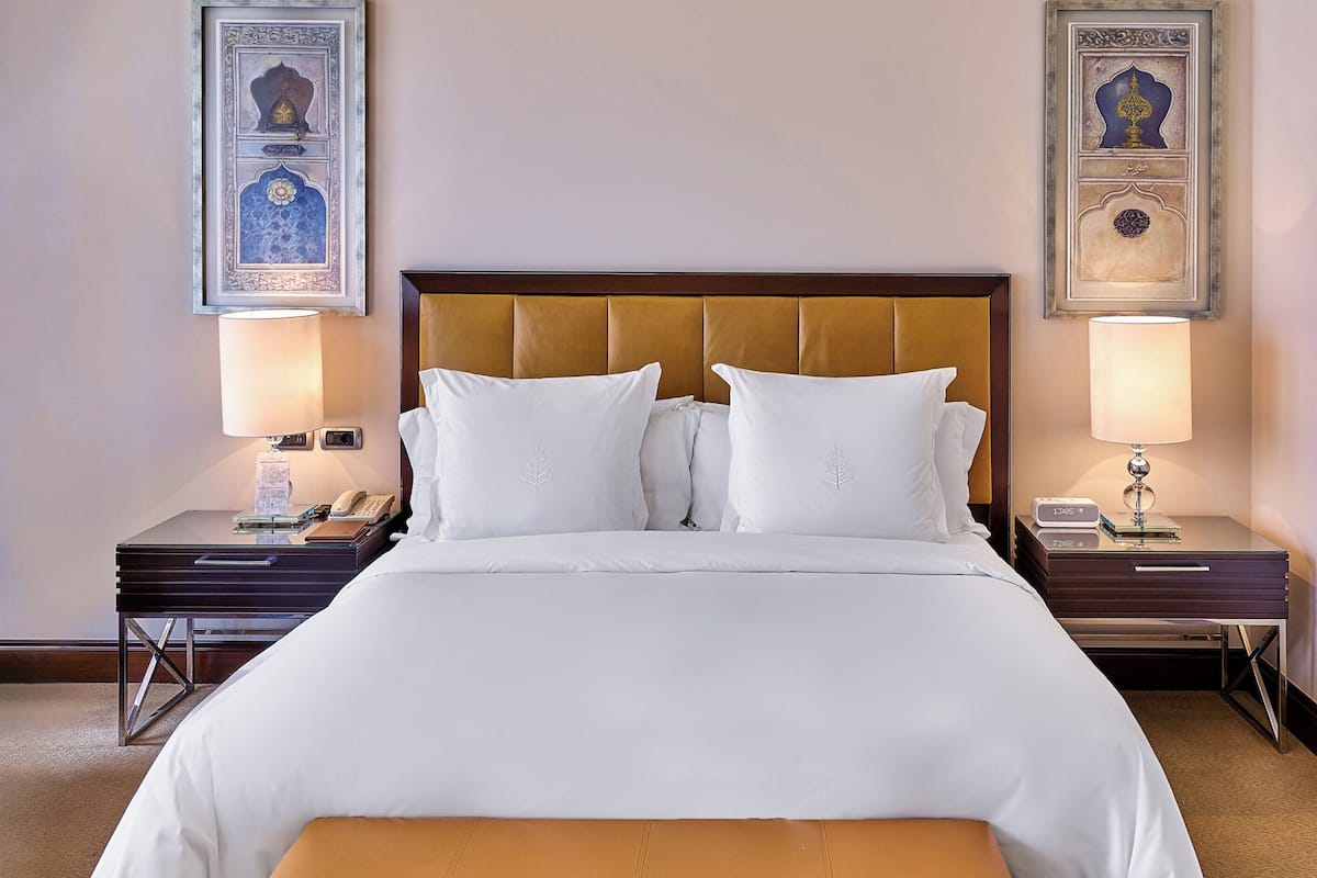 Premium bedding, down duvets, minibar, in-room safe