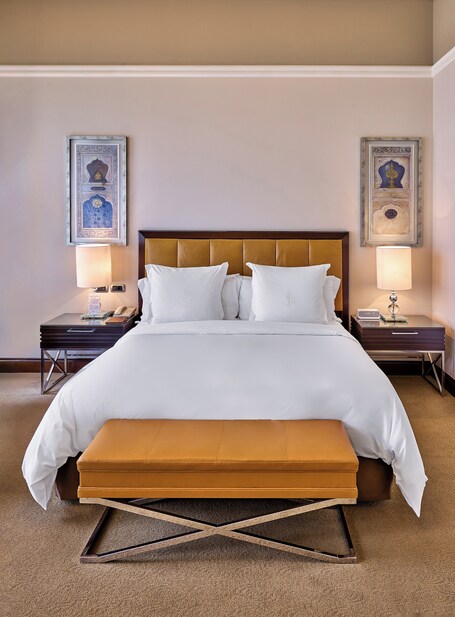 Four Seasons Hotel Istanbul at the Bosphorus - Image 32