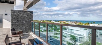 Cambria Hotel Fort Lauderdale Beach