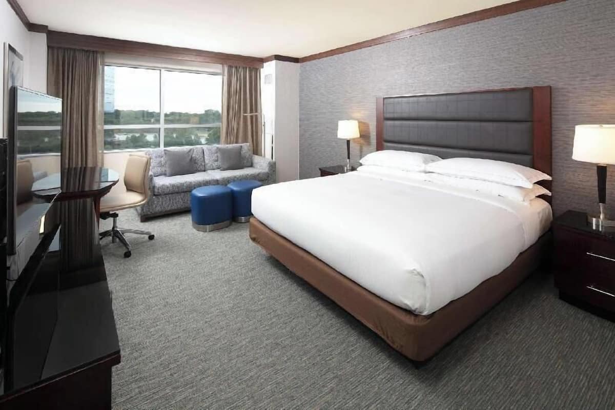 Premium bedding, pillowtop beds, in-room safe, desk