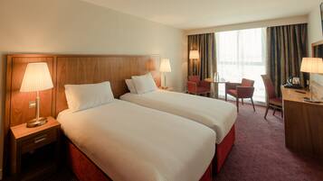 Standard Twin Room | In-room safe, desk, iron/ironing board, free WiFi