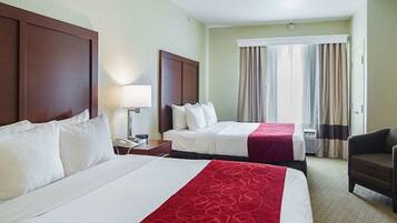 Bureau, rideaux d’obscurcissement, accès au Wi-Fi (inclus)