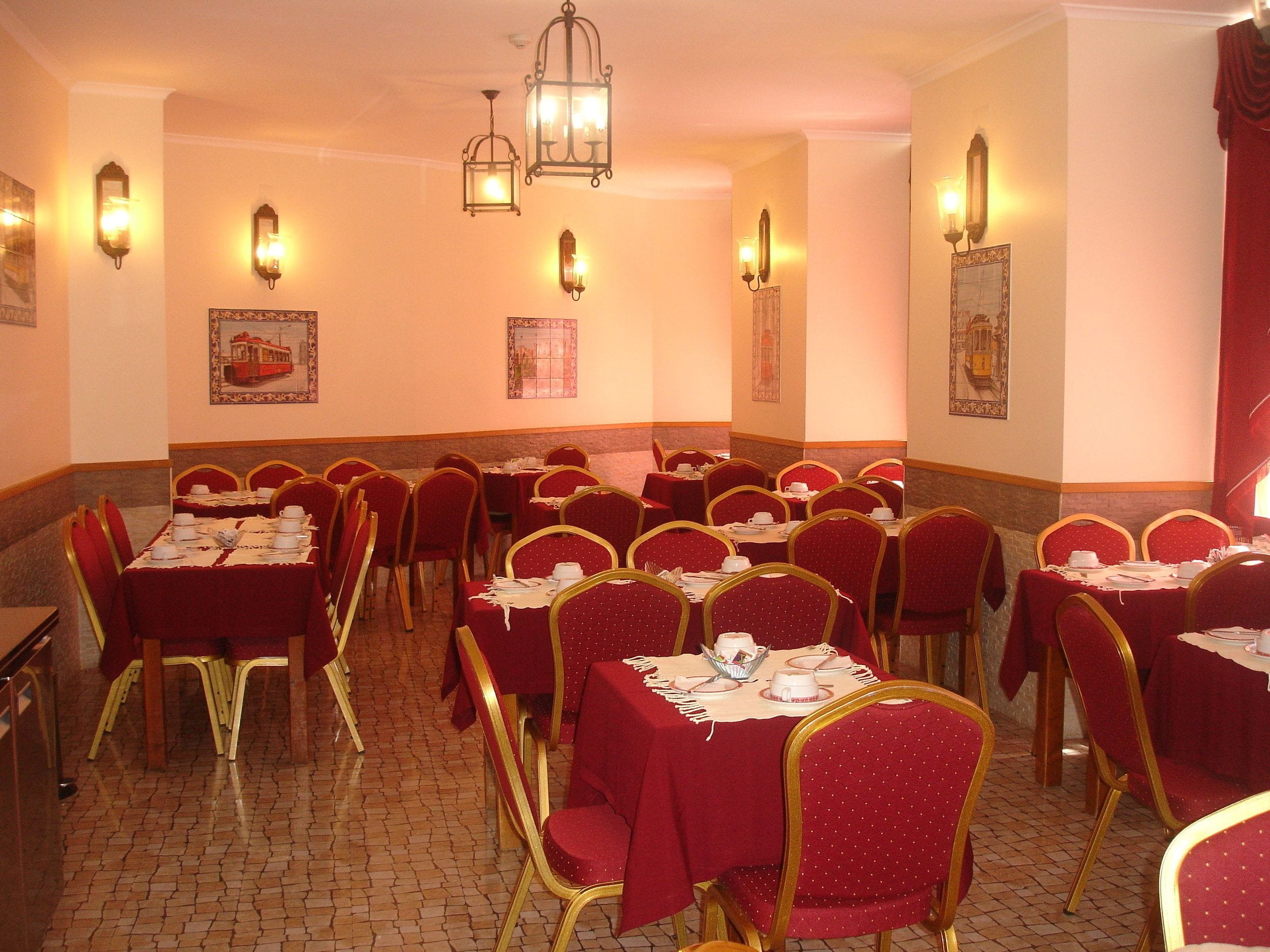 Foto - Grande Pensao Residencial Alcobia