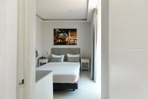 Superior Double Room | In-room safe, desk, blackout drapes, soundproofing