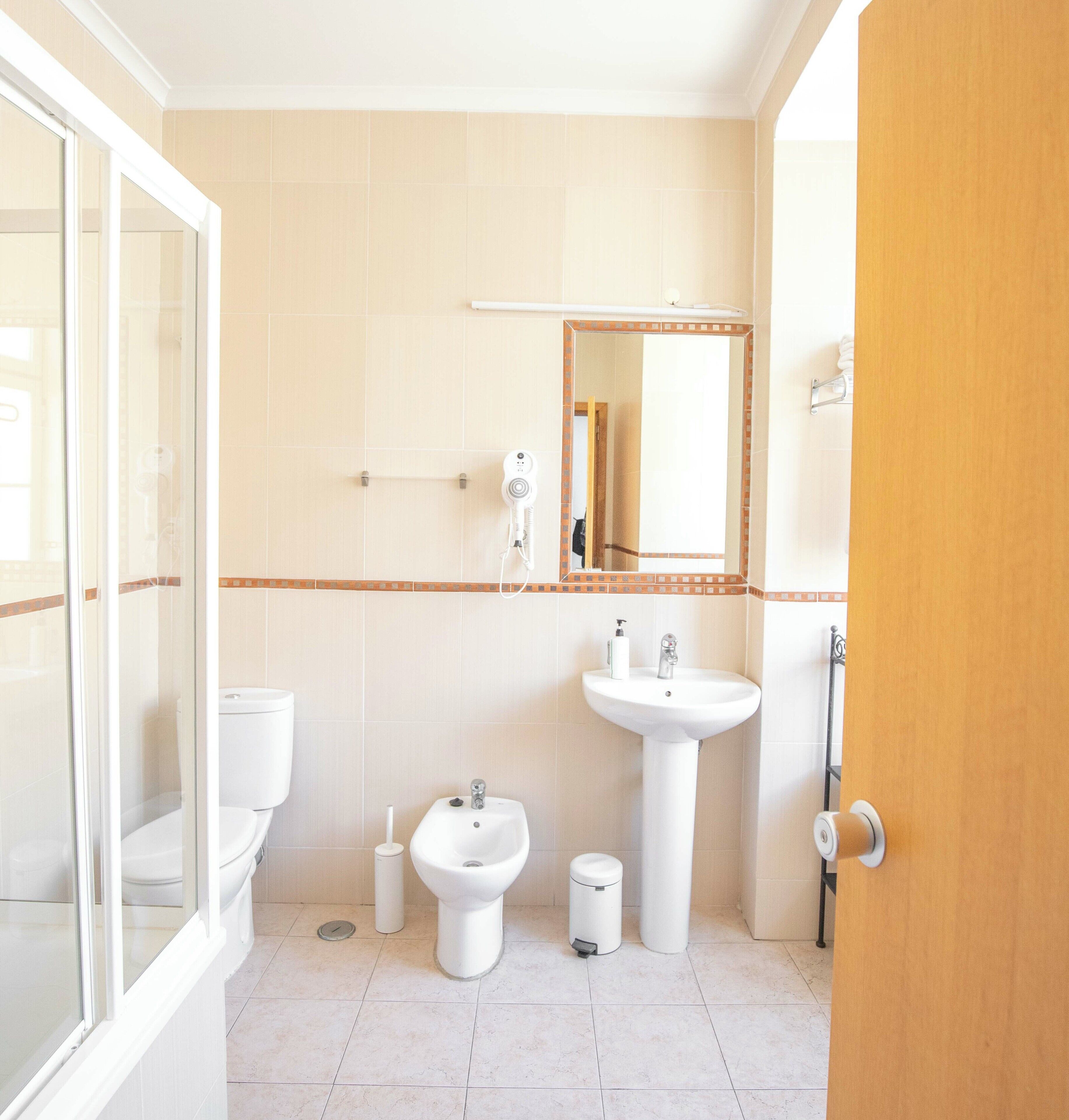 Foto - Grande Pensao Residencial Alcobia