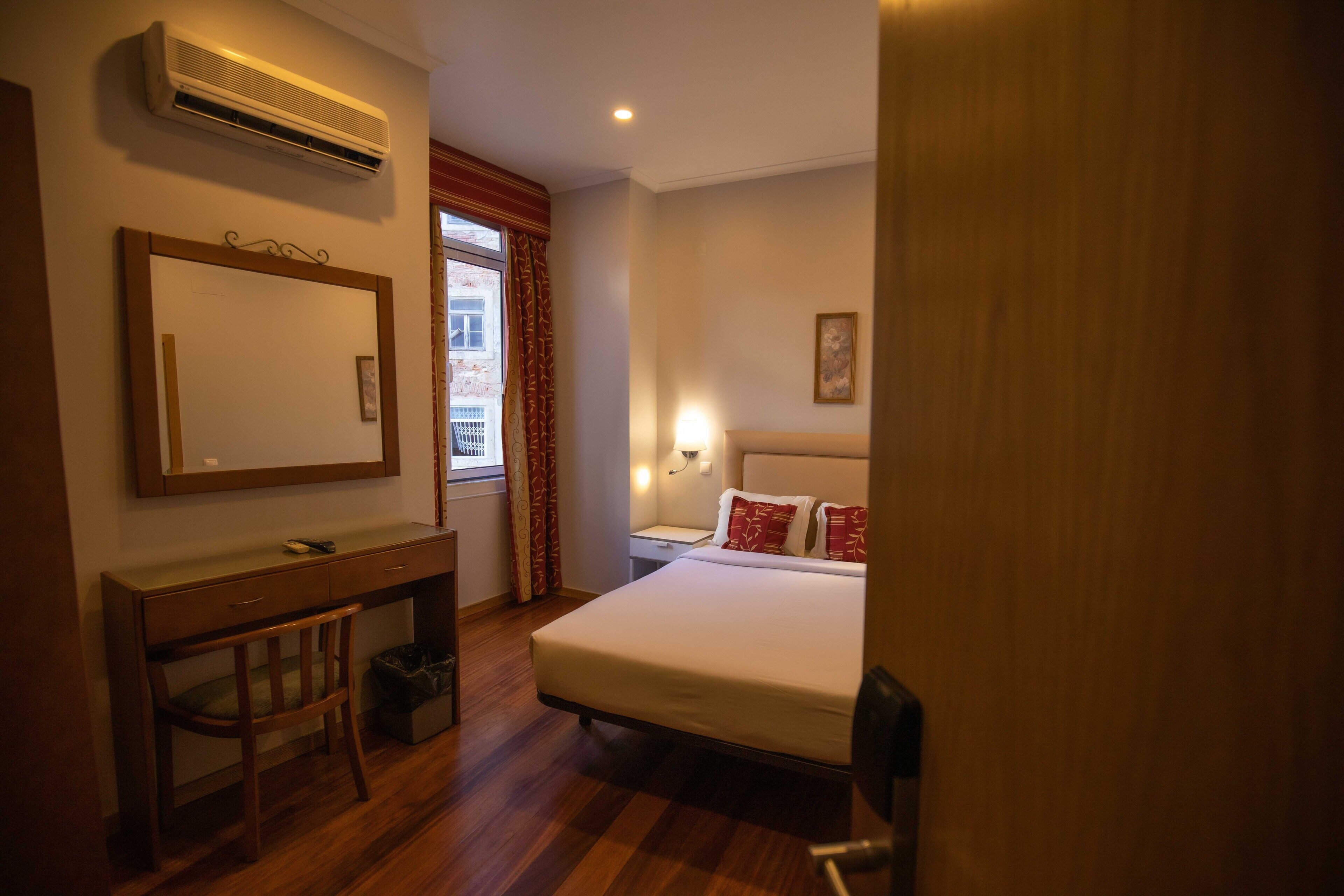 Foto - Grande Pensao Residencial Alcobia