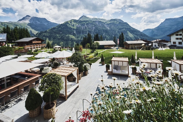 Minibar, coffres-forts dans les chambres, lits bébé (gratuits)