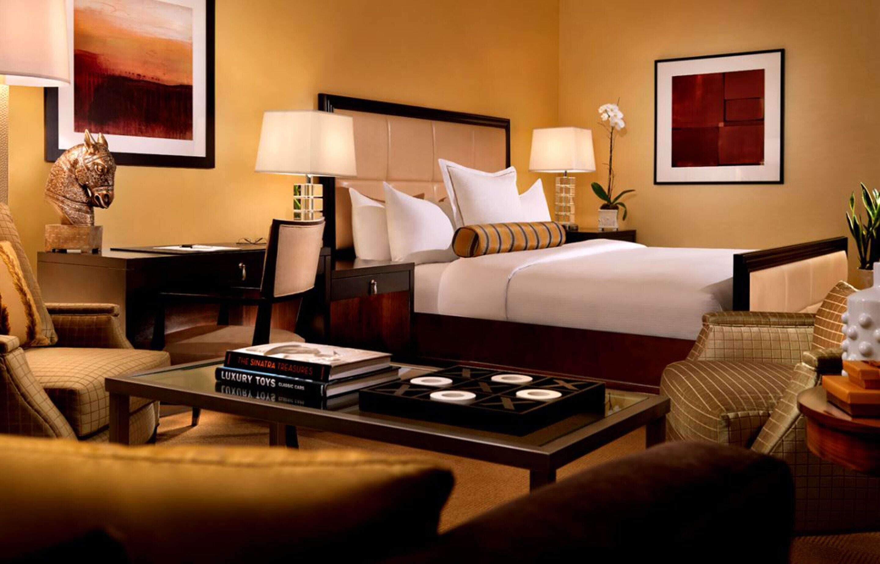 Premium bedding, in-room safe, desk, laptop workspace