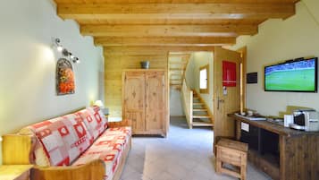 Suite Junior | Biancheria da letto di alta qualità, copriletto in piuma, minibar