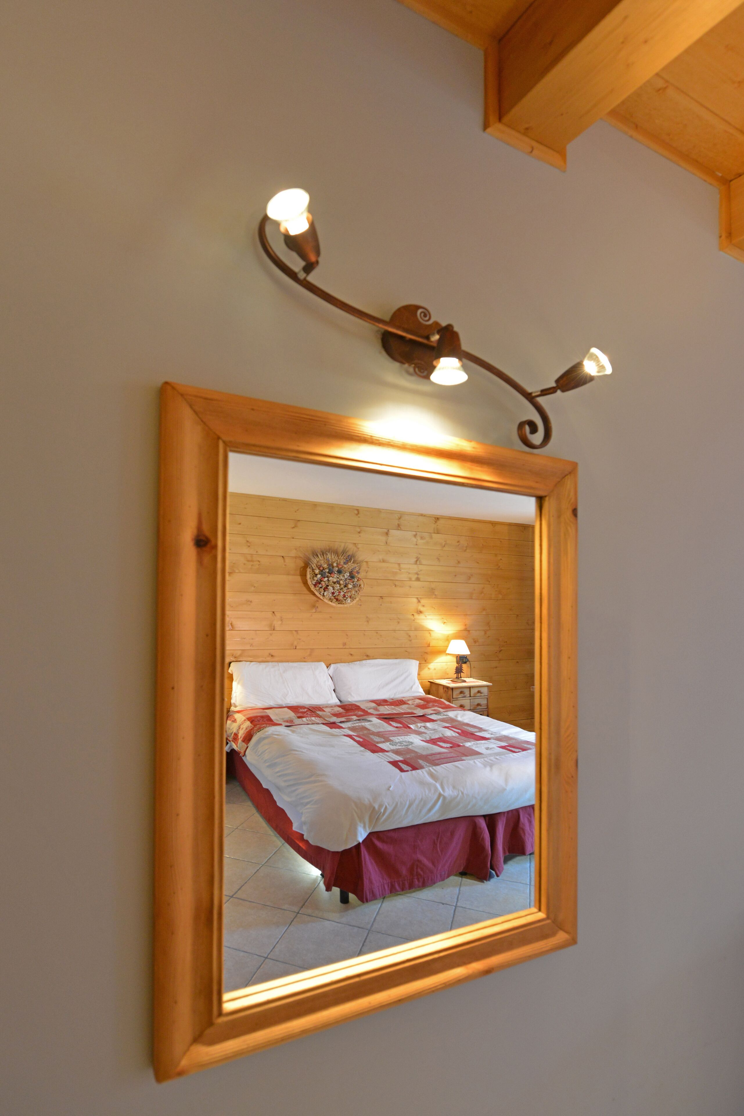 Hochwertige Bettwaren, Daunenbettdecken, Minibar, Zimmersafe