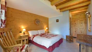 Hochwertige Bettwaren, Daunenbettdecken, Minibar, Zimmersafe