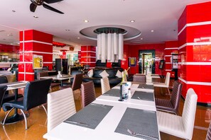 Dining - Nova Platinum Hotel (Pattaya)