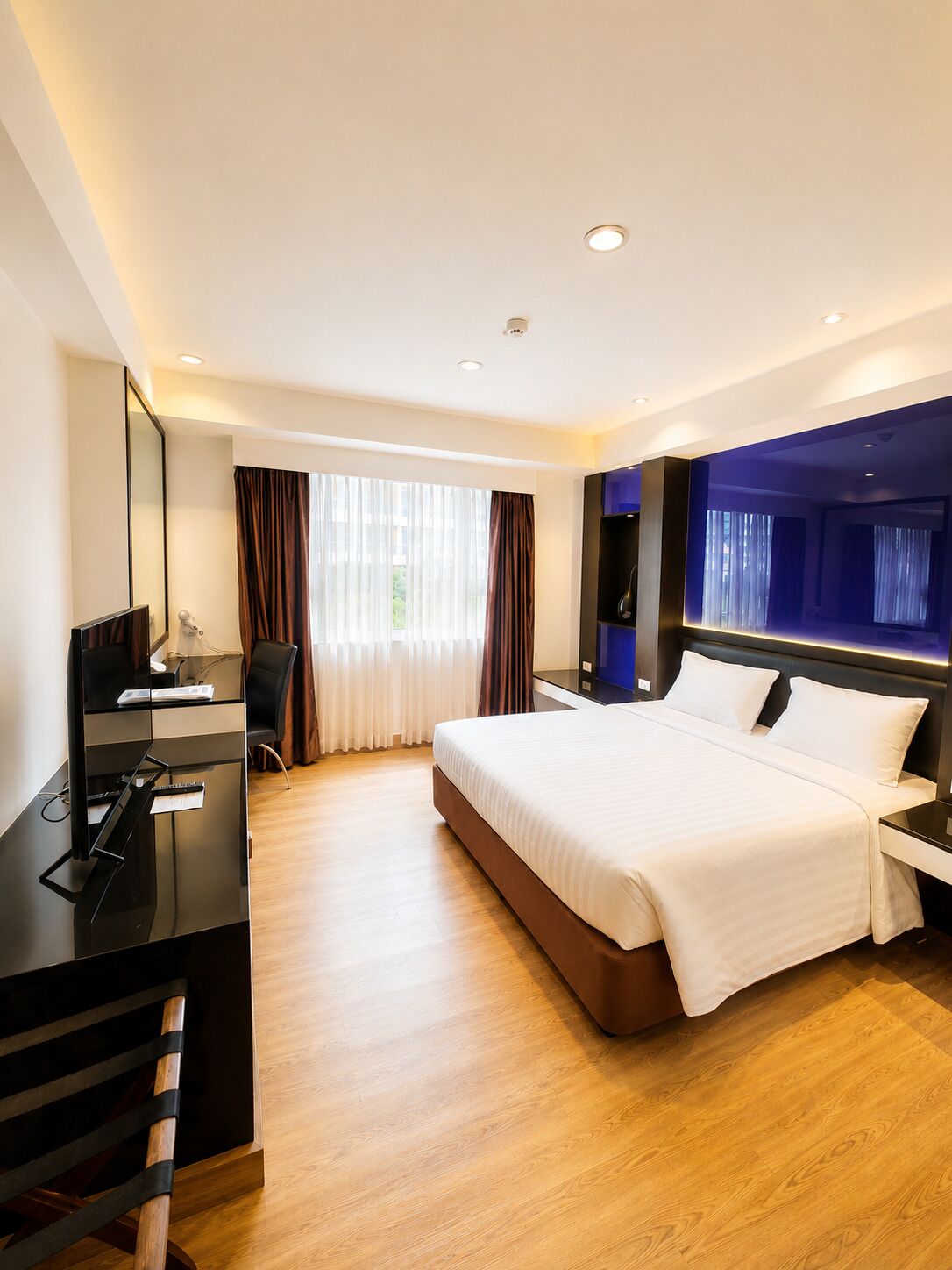 Deluxe Room, 1 King Bed (Deluxe King)