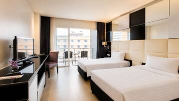 Executive Twin Room, 2 Single Beds, Pool View (Grand Deluxe Twin) | Minibar, in-room safe, desk, blackout curtains