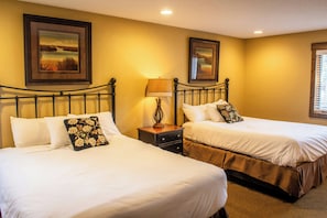 Standard Room, Multiple Beds, Lake View (3 Bedroom Grand View Cabin) | 1 bedroom, desk, iron/ironing board, bed sheets - Grand View Lodge (Nisswa)