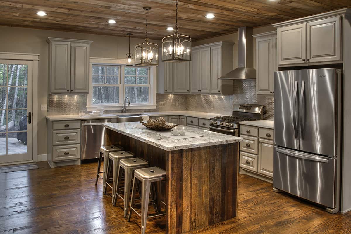 5 Bdrm on Nokomis at Grand View Lodge | Living area | Flat-screen TV