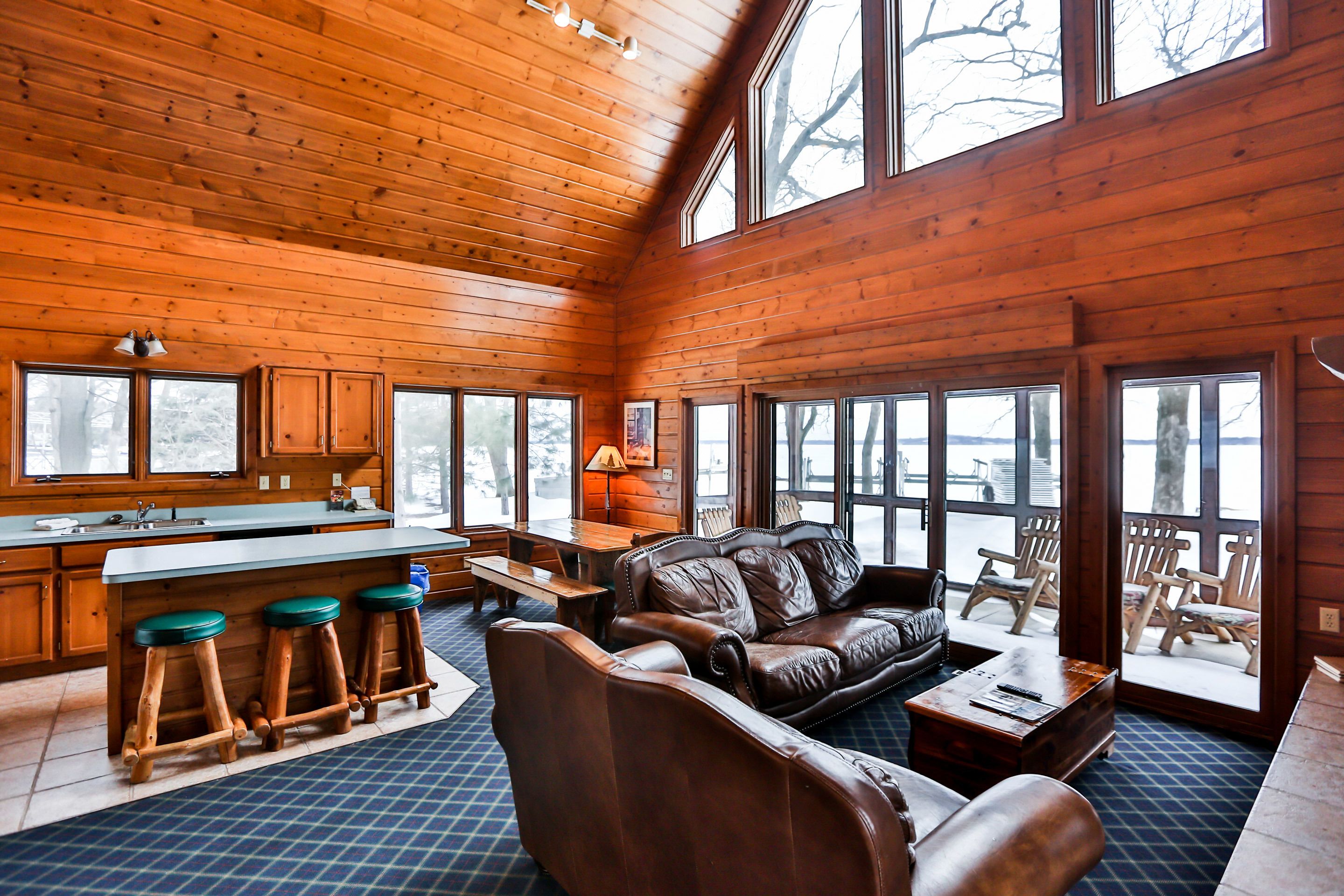 deluxe room, multiple beds, lake view | desk, iron/ironing board, bed sheets