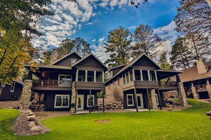 1 bedroom, desk, iron/ironing board, bed sheets - Grand View Lodge (Nisswa)