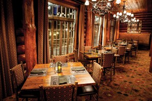 7 restaurants, dinner served, American cuisine - Grand View Lodge (Nisswa)