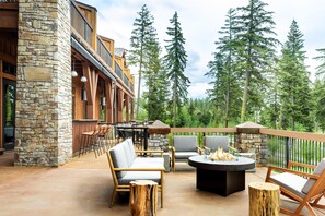 Terrace/patio - Suncadia Resort, a Destination by Hyatt Residence (Cle Elum)