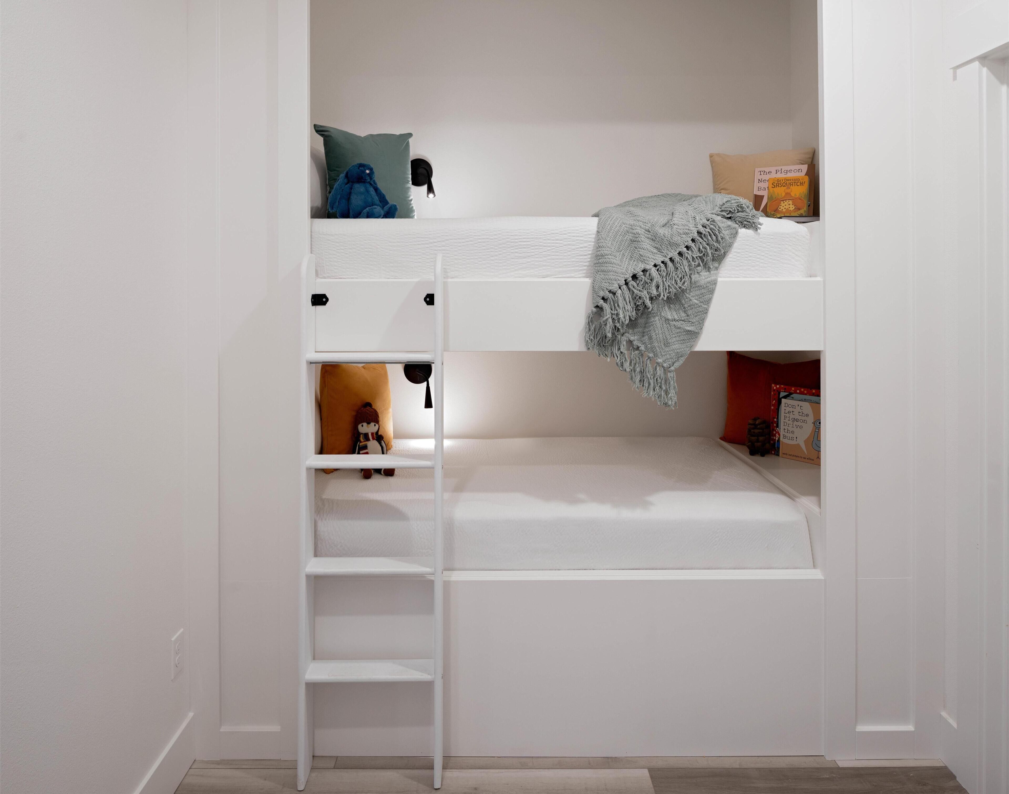 Condo, 2 Bedrooms (Trailhead 2) | Premium bedding, in-room safe, desk, blackout drapes