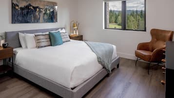 Premium bedding, in-room safe, desk, blackout curtains