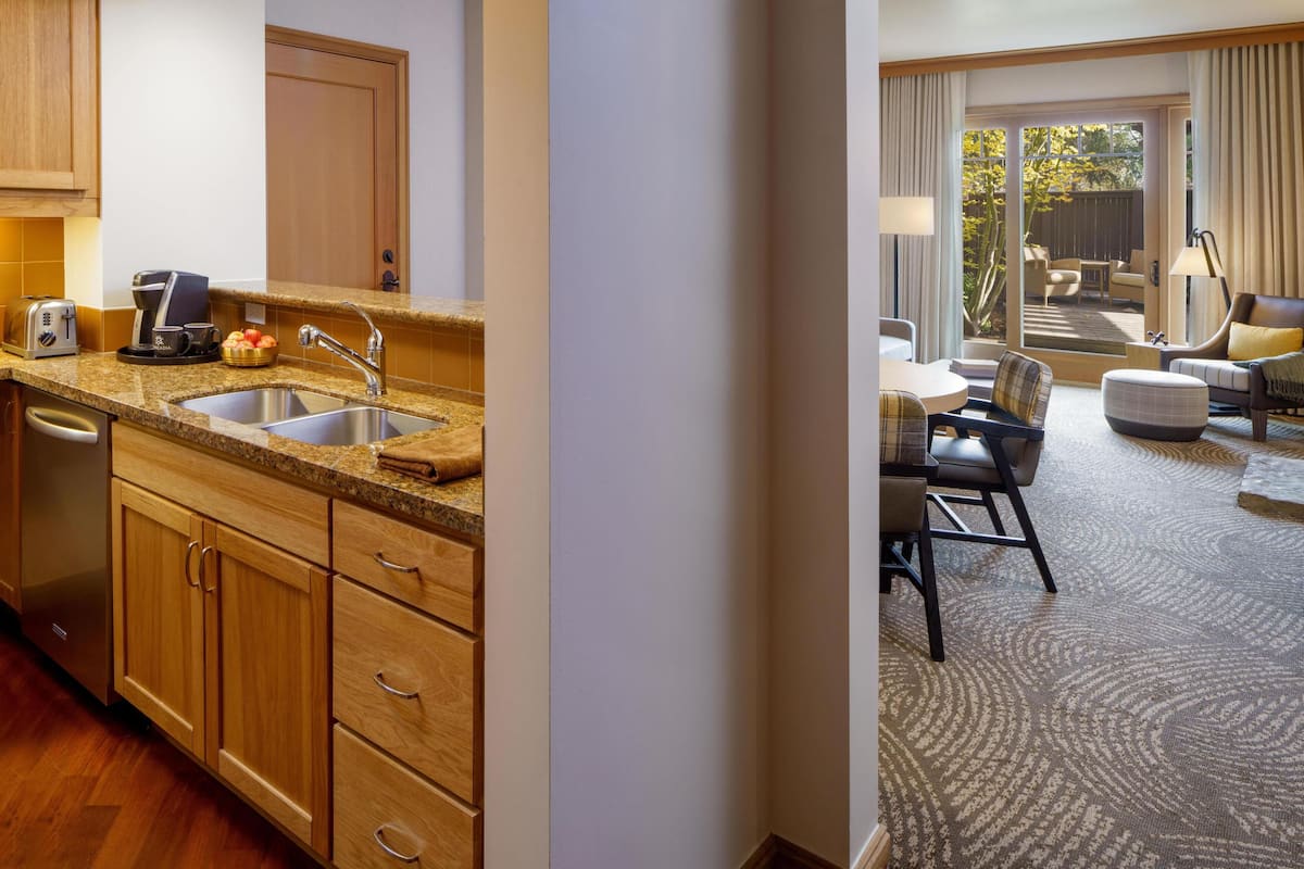 Suite, 1 chambre, vue sur le complexe (Lodge) | Cuisine privée