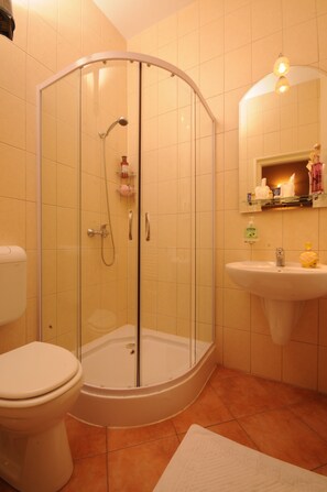 Free toiletries, hair dryer, towels - Budapest Museum Central (Budapest)