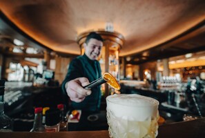 酒吧（店内）