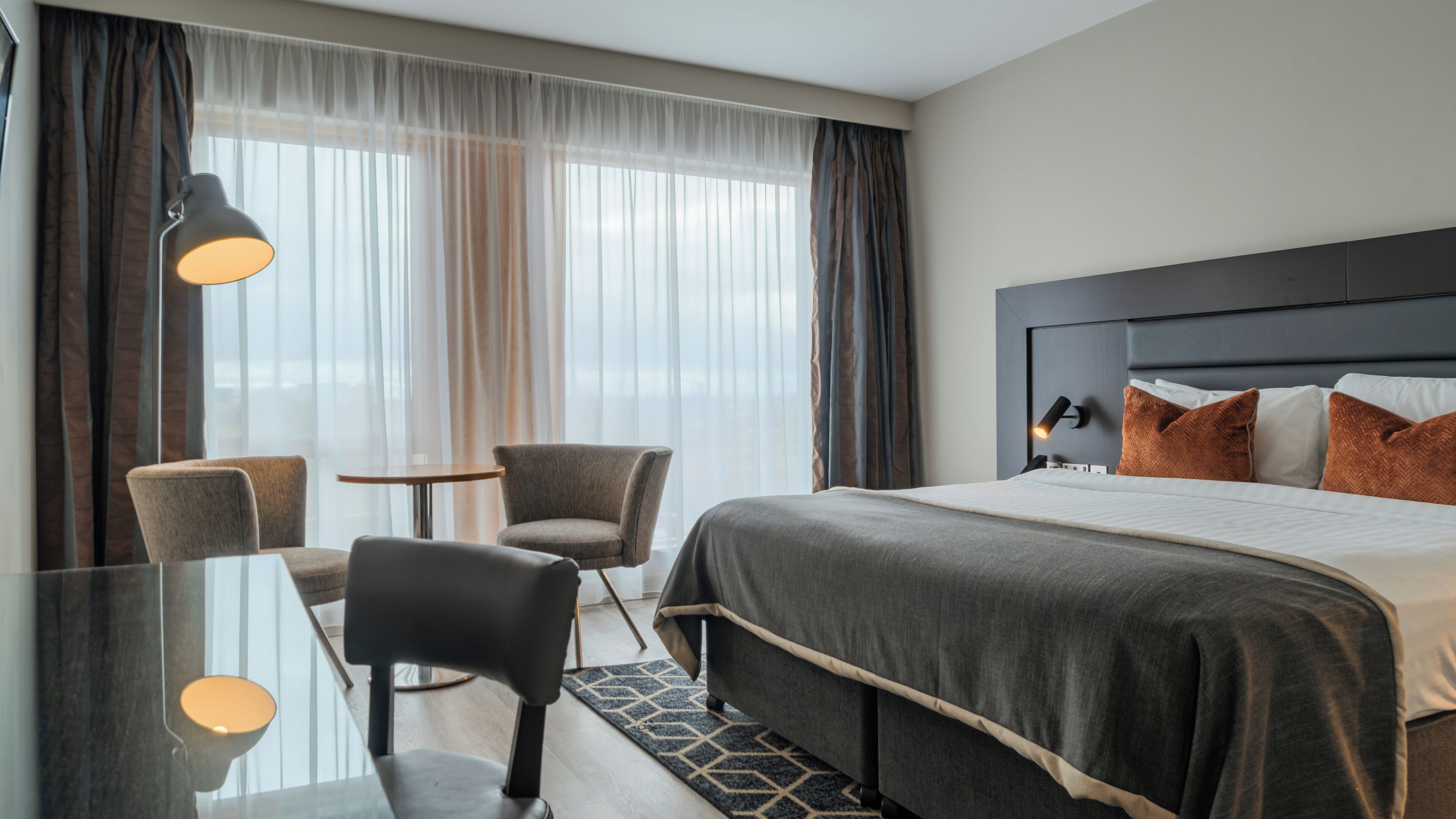 In-room safe, desk, iron/ironing board, free WiFi