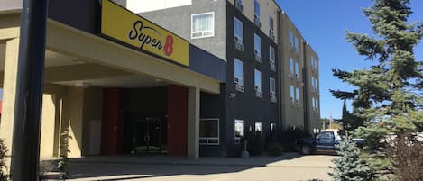 Entrada de la propiedad