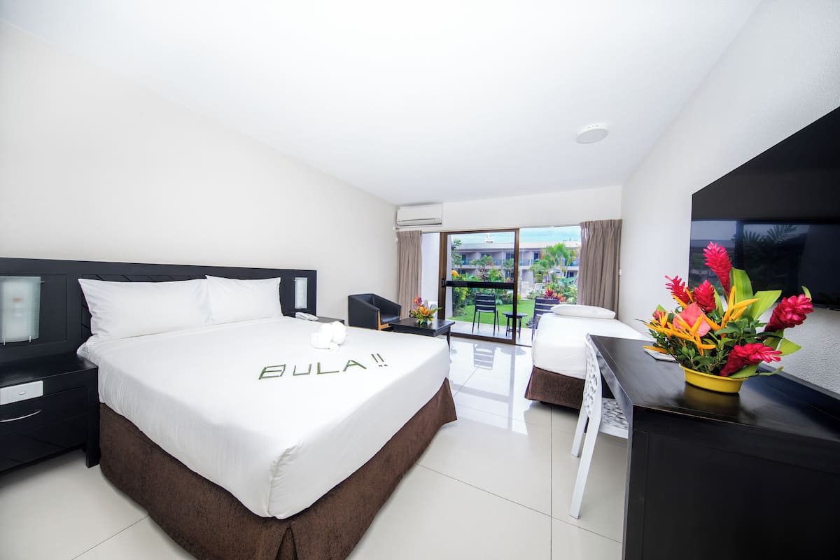 Superior Room | In-room safe, desk, blackout drapes, iron/ironing board