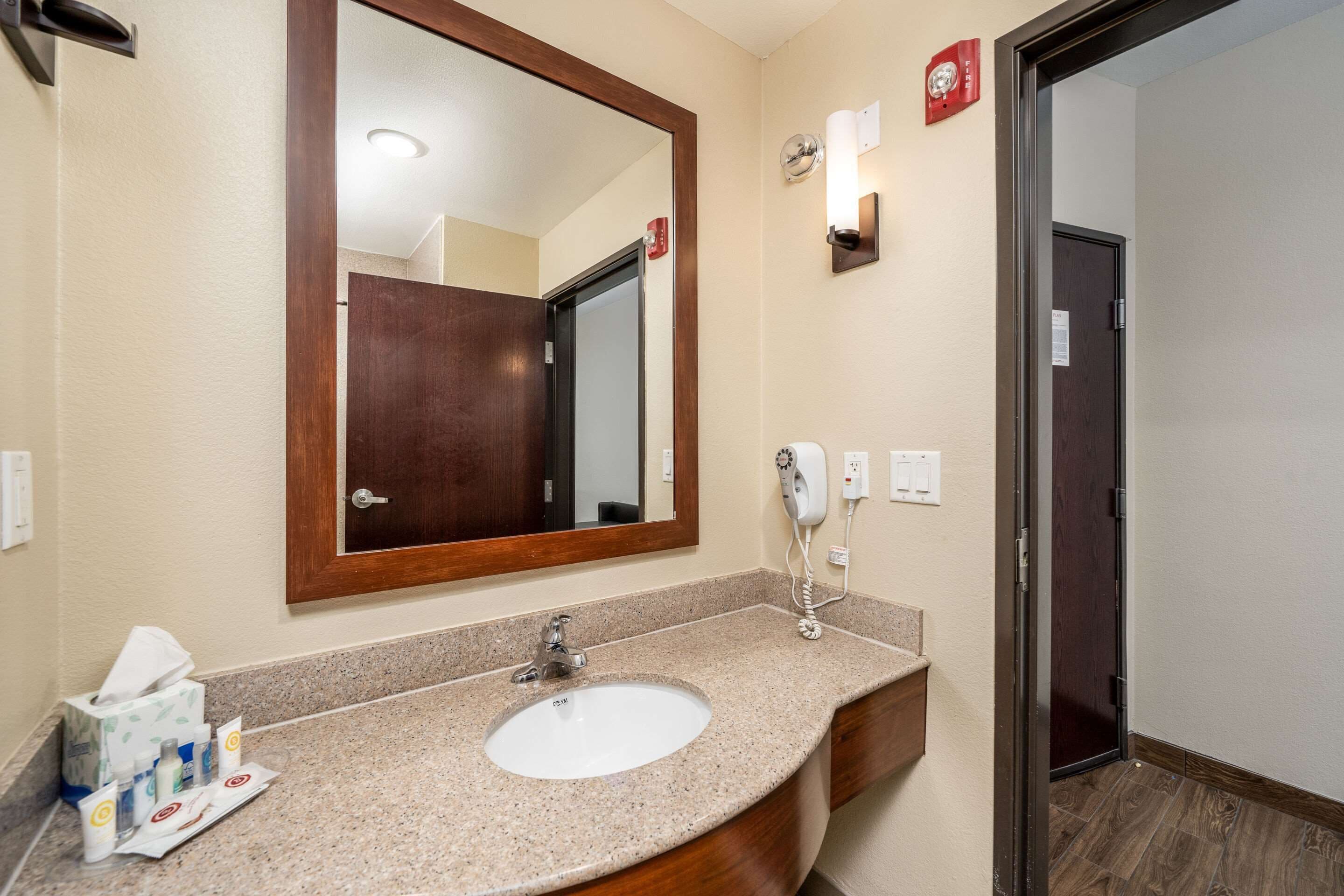 Foto - Comfort Suites University