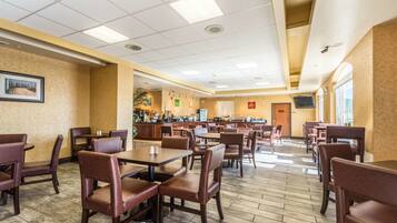 Petit déjeuner à emporter compris tous les jours