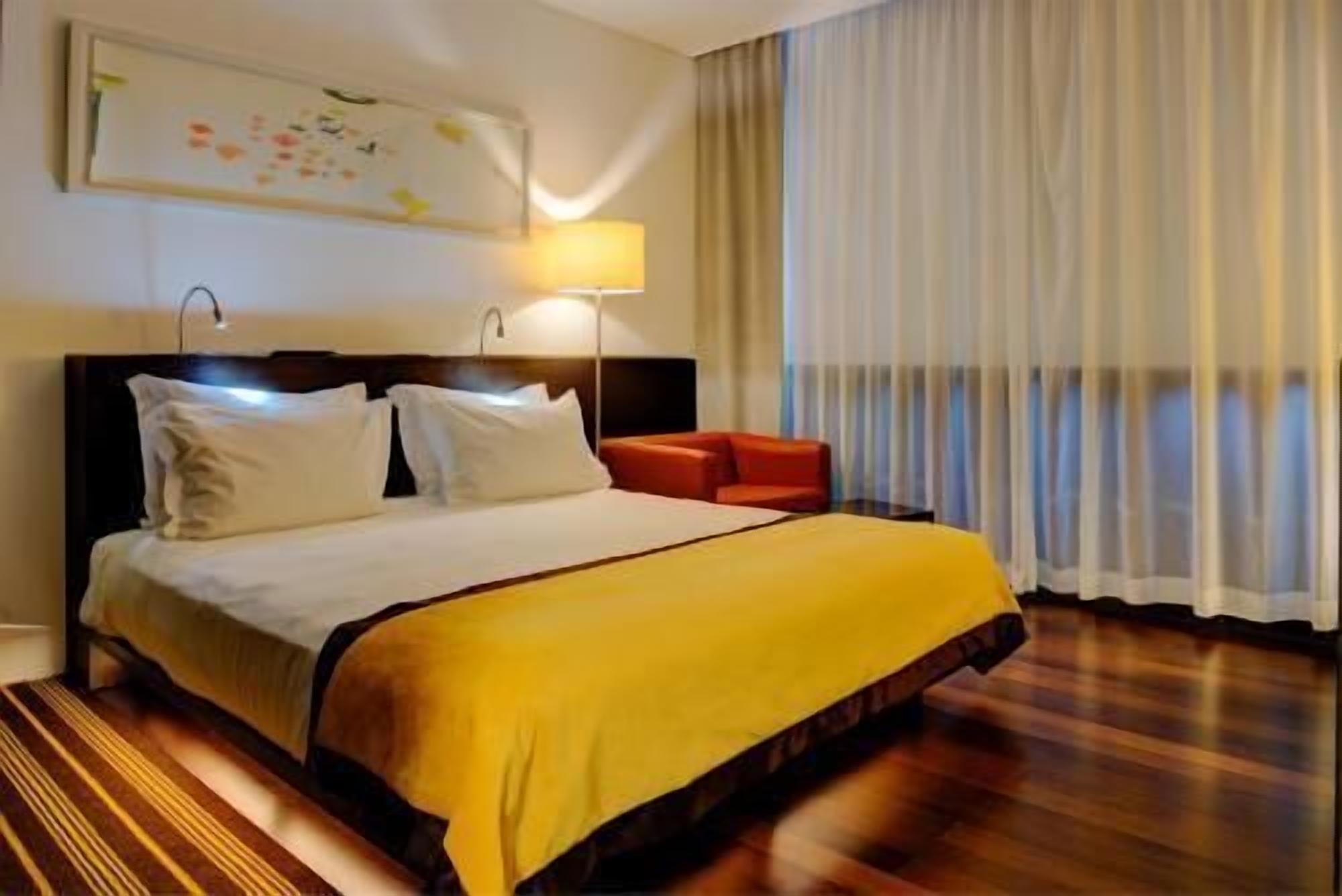 Minibar, in-room safe, desk, blackout curtains