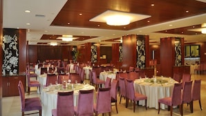 Restaurant - Ramada Plaza Riverside Hangzhou (Hangzhou)