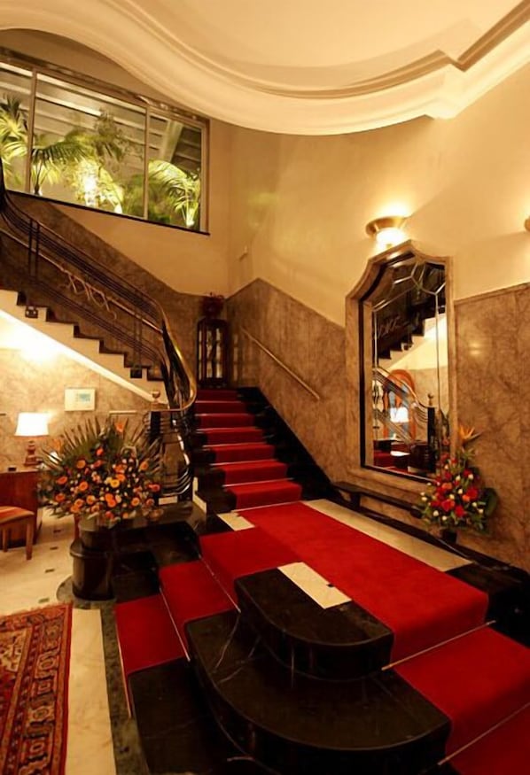 Staircase - Jnane Sherazade (Casablanca)