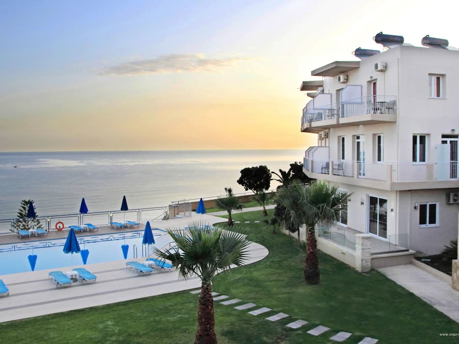 Facciata della struttura