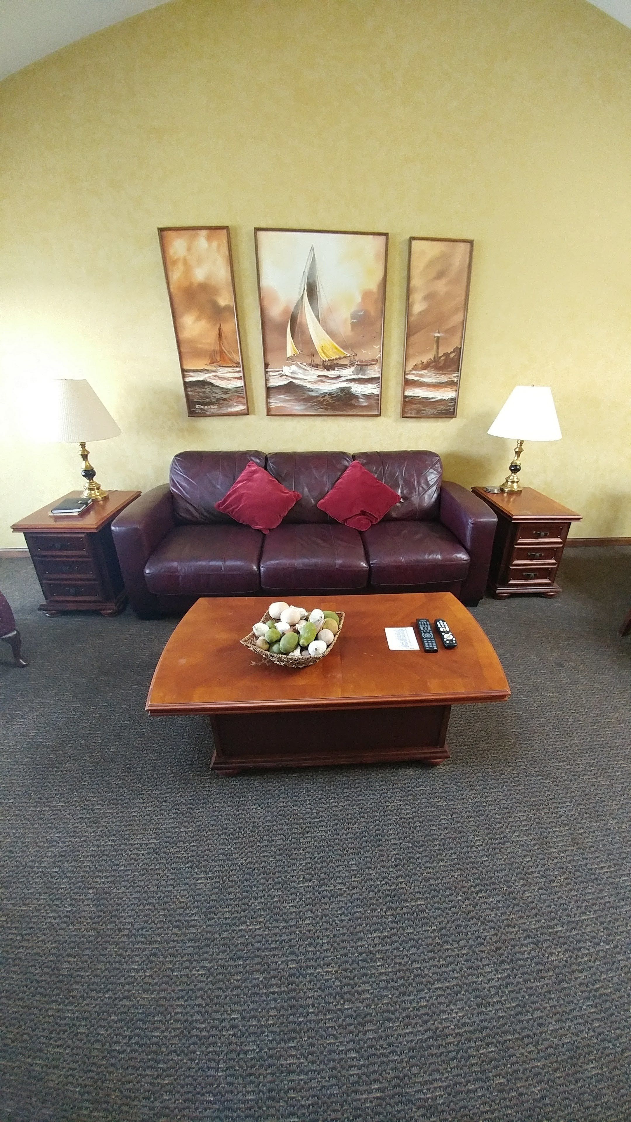 deluxe suite, 2 bedrooms, kitchen, bay view | individually decorated, individually furnished, laptop workspace