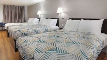 Standard Room, Multiple Beds, Non Smoking | Desk, free WiFi, bed sheets