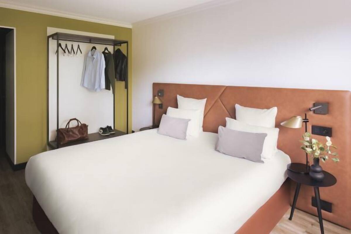 In-room safe, desk, laptop workspace, blackout curtains