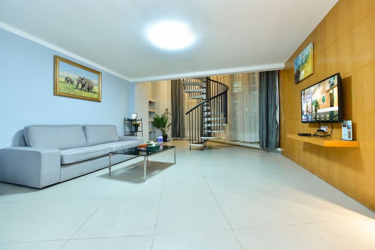 Suite Prestigio, 1 habitación | Minibar, escritorio, insonorización y tabla de planchar con plancha