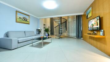 Minibar, desk, soundproofing, iron/ironing board