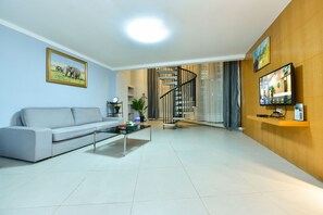 Suite Prestigio, 1 habitación | Minibar, escritorio, insonorización y tabla de planchar con plancha