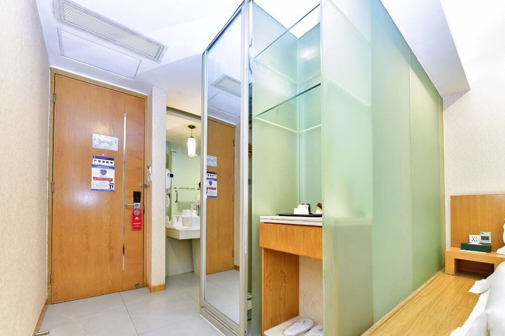 Shanshui Trends Hotel Dongzhan by null