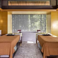 Behandlungsräume für Paare, Whirlpool, Körperbehandlungen, Aromatherapie