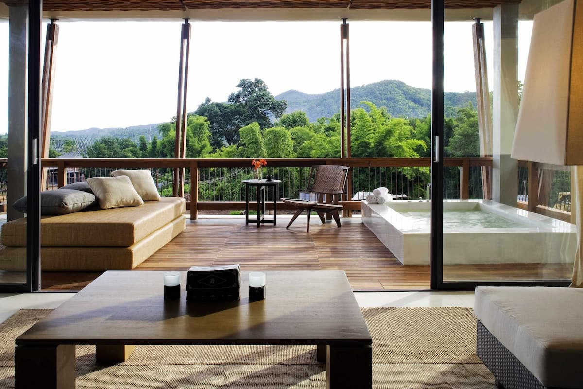 Rom, 1 dobbeltseng (Scenery Pavilion) | Minibar, safe på rommet, individuelt dekorert og individuelt innredet