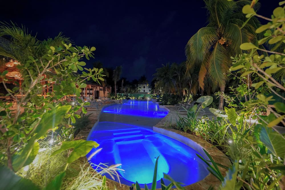 Calypso Hotel Cancun