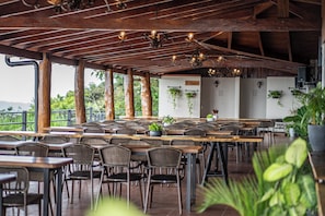 Free daily buffet breakfast  - Buena Vista del Rincon Eco Adventure Park, Hotel & Spa (Canas Dulces)